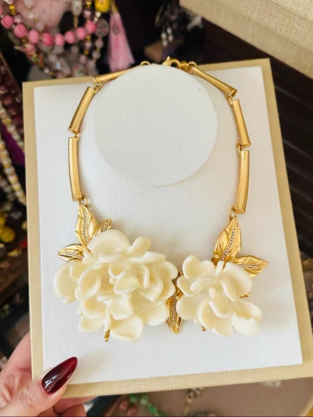 Oscar de la Renta Flower NECKLACE